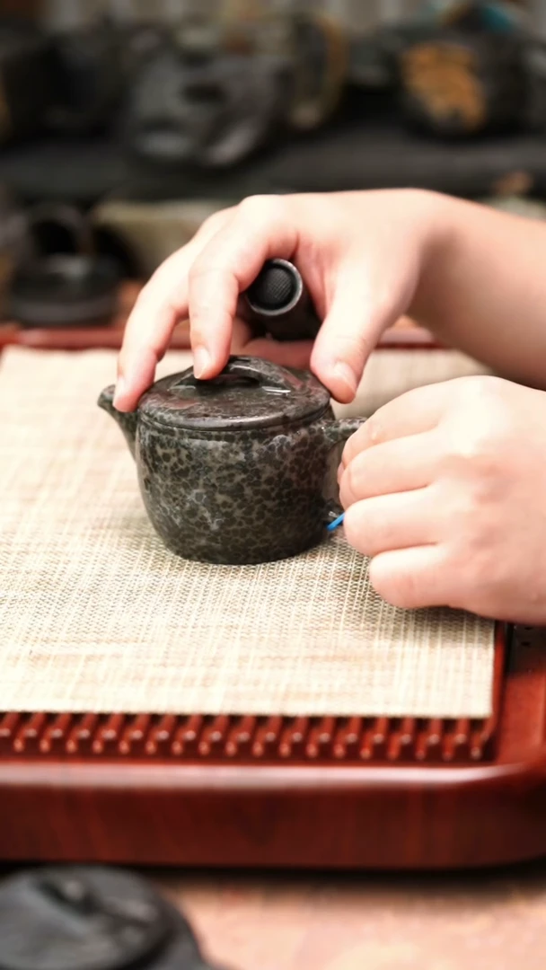 中式归玉堂冰碛岩重工雕刻
