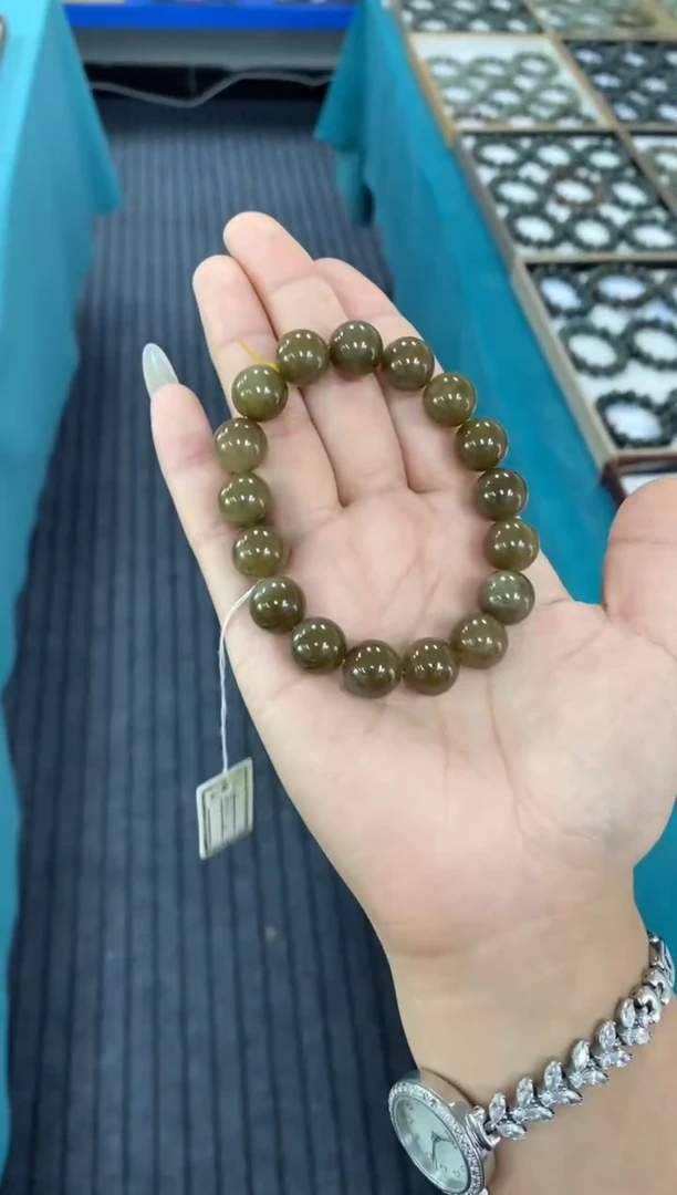 和田玉未镶嵌珠宝奇石纯天然新疆和田玉卡12A412