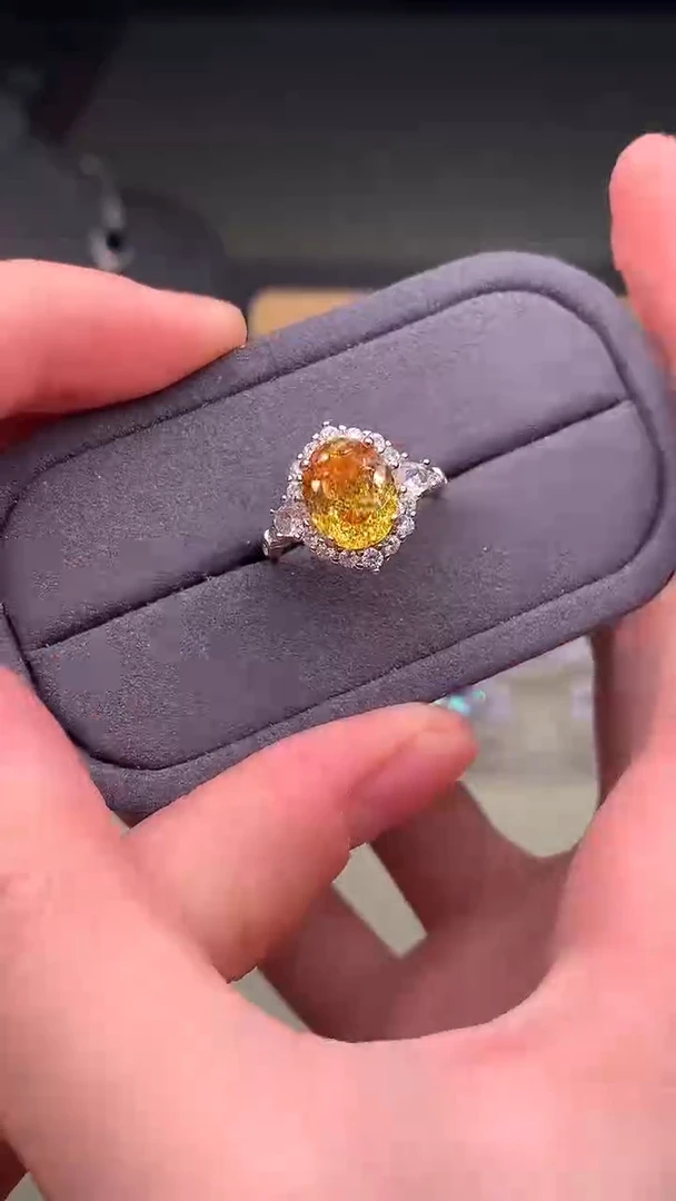 银S925镶嵌戒指黄色碧玺······