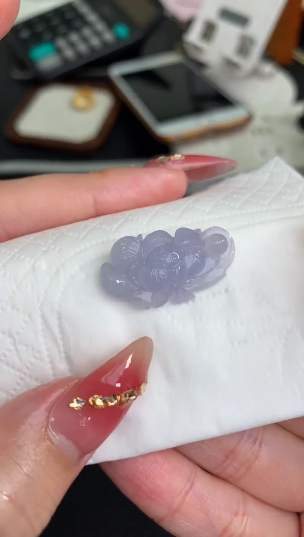 未镶嵌定制翡翠莲花