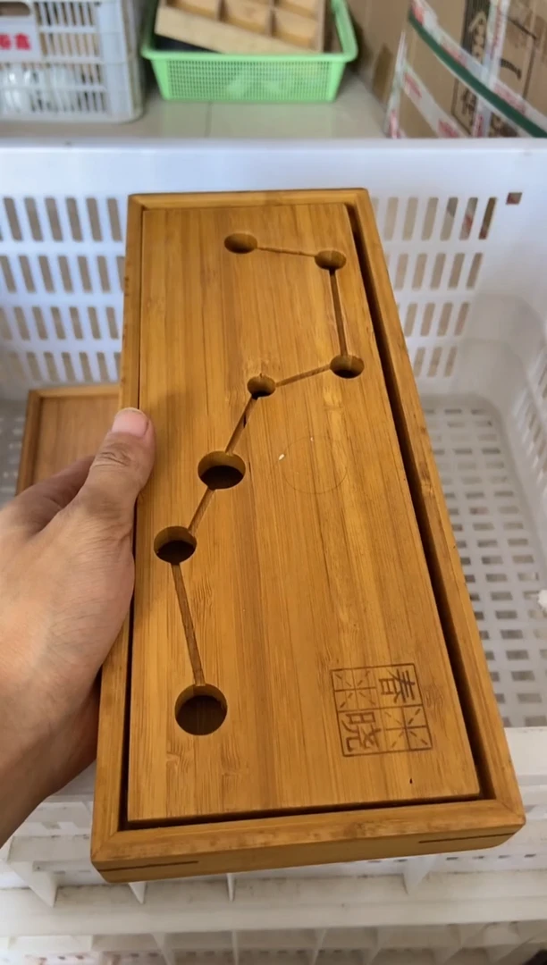 无运费险有瑕疵的摄影的产品有使用过的痕迹有点脏介意勿拍