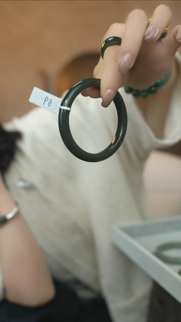 未镶嵌手镯和田玉03 和田玉镯子 59码深色