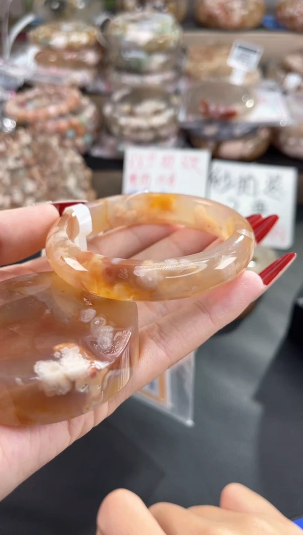 未镶嵌手镯石英质玉55