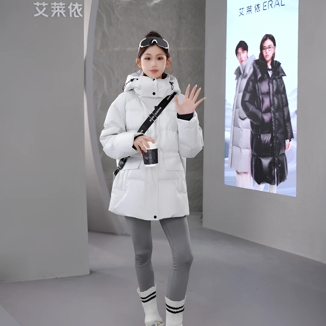 艾莱依户外运动短款防风保暖冬季防泼水潮流时尚女款3094