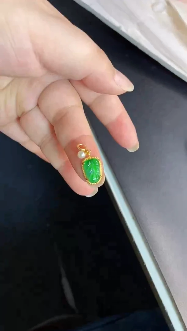 吊坠(不含链)银S925镶嵌翡翠1