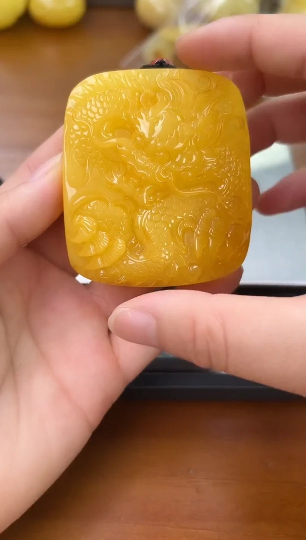 未镶嵌蜜蜡裸石琥珀蜜蜡吊坠