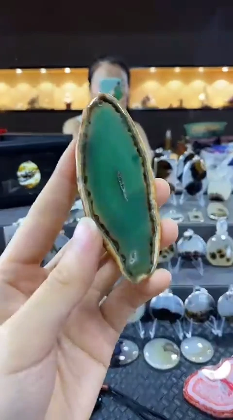 未镶嵌颈饰玛瑙/玉髓依**风玛瑙