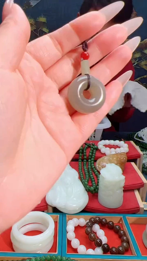 【闪购商品】和田玉吊坠未镶嵌1