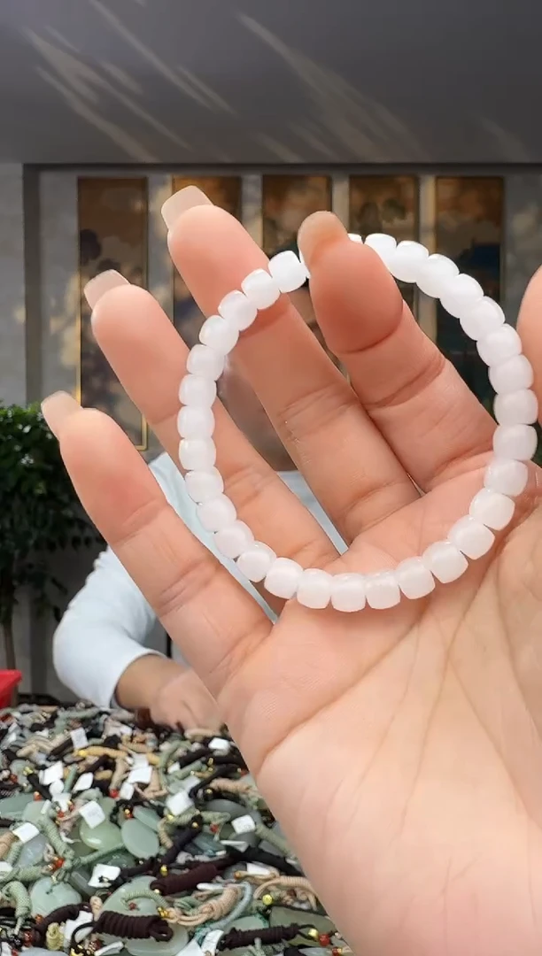 颈饰未镶嵌和田玉拍一发一多样性发货