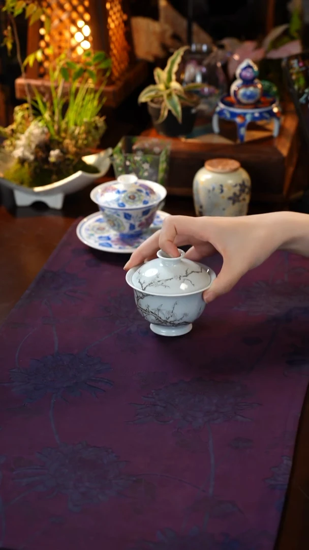梅花盖碗