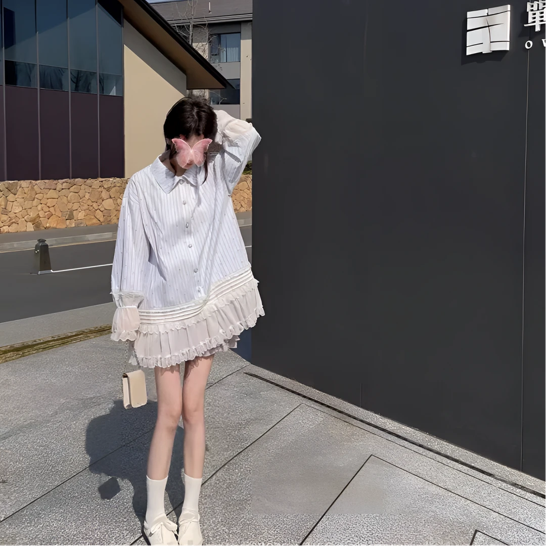 2025春夏新款蕾丝拼接条纹衬衫裙女小众设计感宽松显瘦气质连衣裙