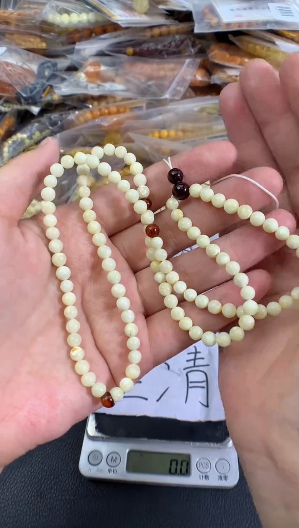 蜜蜡未镶嵌珠宝奇石1