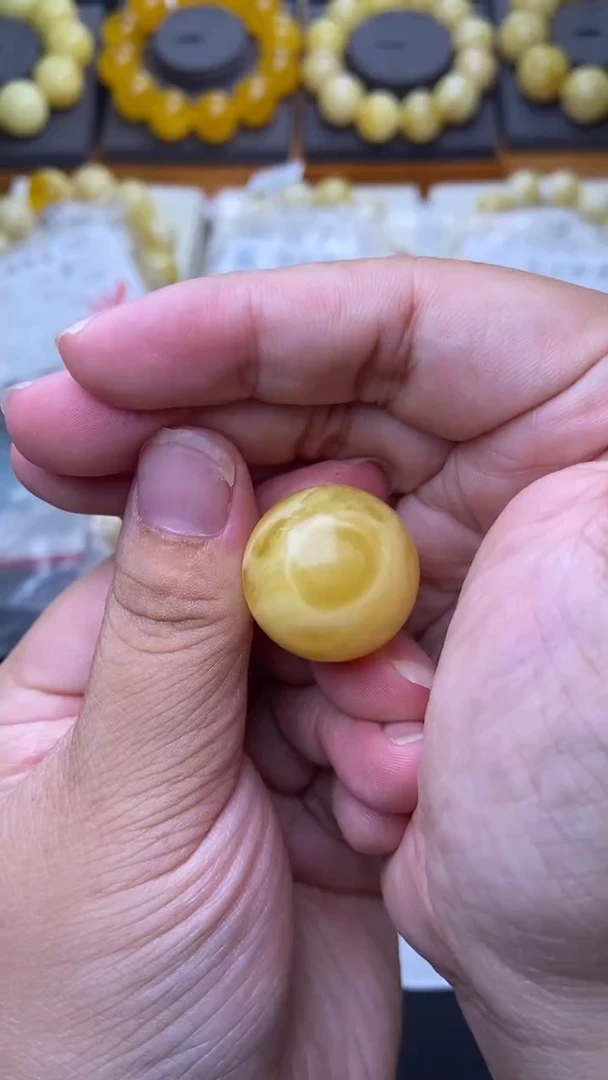 裸石琥珀未镶嵌 星筠珠宝优选71