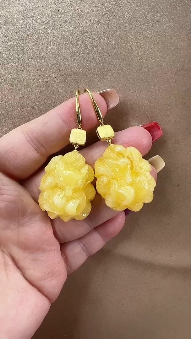 未镶嵌颈饰琥珀耳环