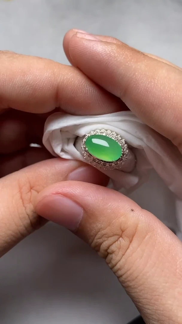 未镶嵌定制翡翠流*、天然缅甸翡翠A货