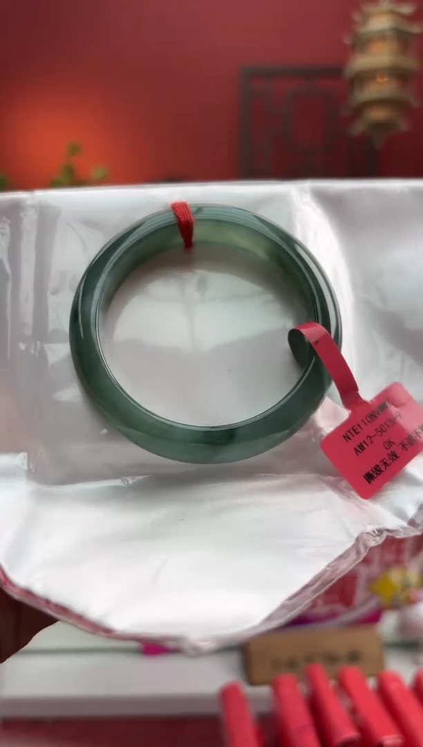 未镶嵌手镯翡翠翡翠手镯1