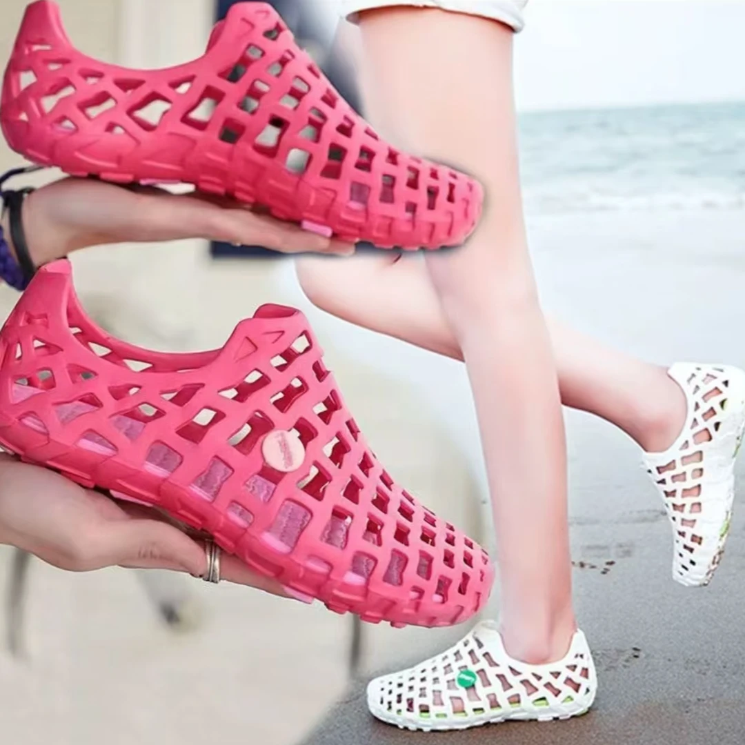 夏天新款防滑洞洞鞋男女外穿沙滩凉拖鞋外出情侣软底凉鞋