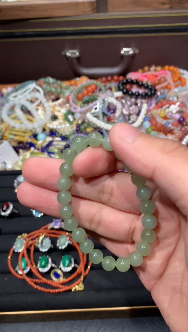 未镶嵌手链和田玉F105