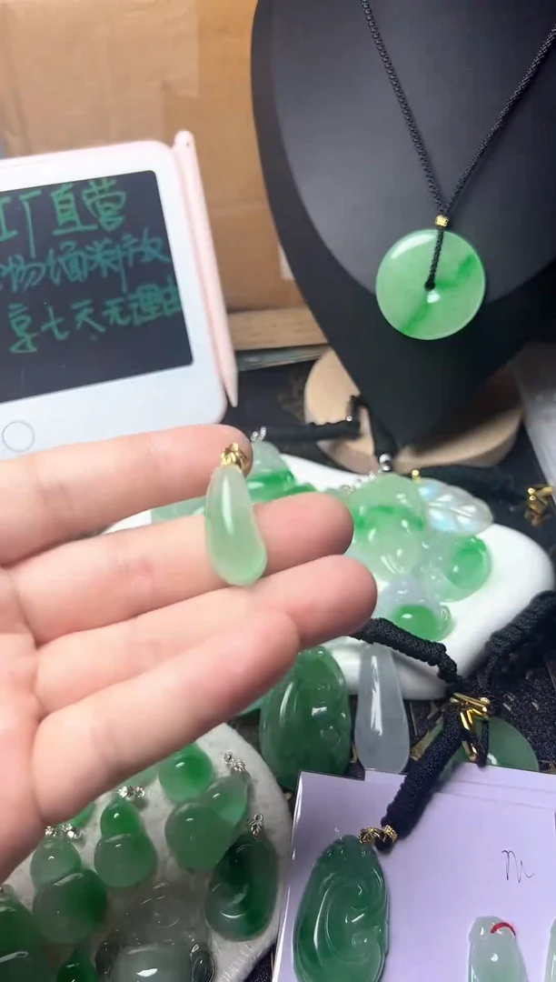 颈饰未镶嵌翡翠所见即所得，一图一物