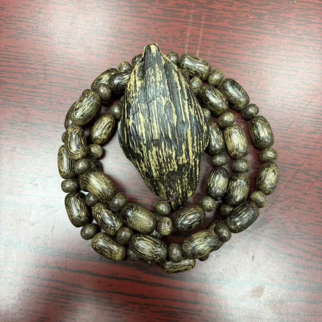 B50海南乌身圆叶文玩项链一套