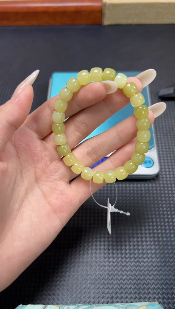 未镶嵌手串和田玉398