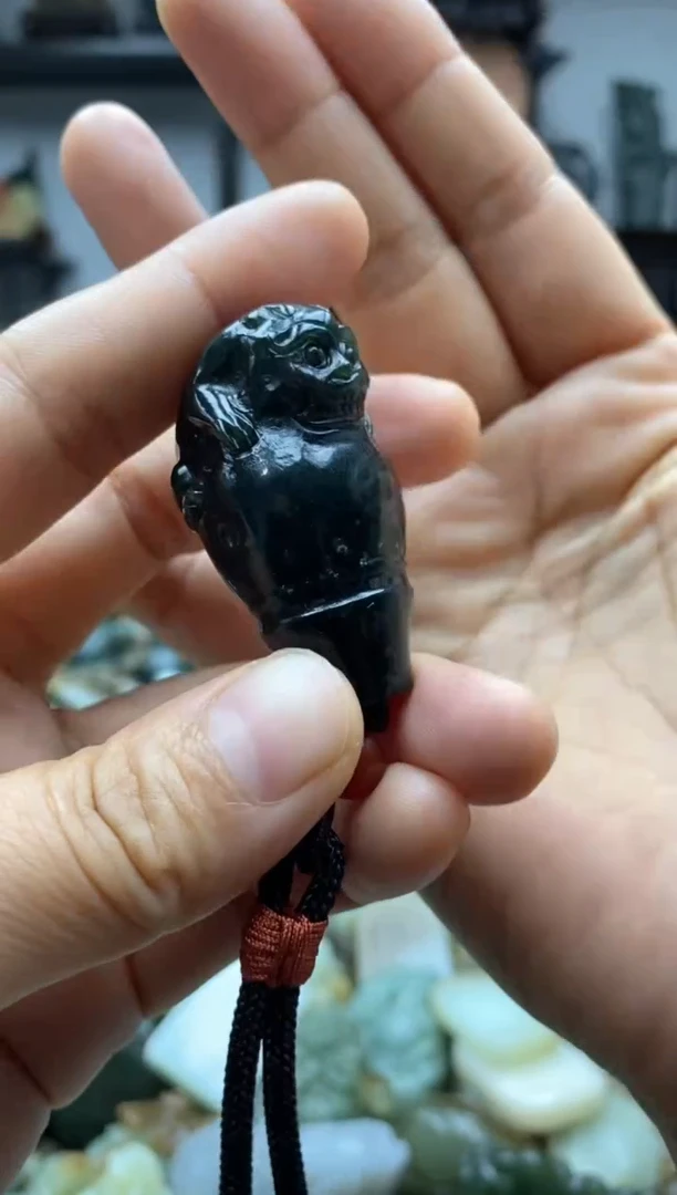 未镶嵌和田玉把件1