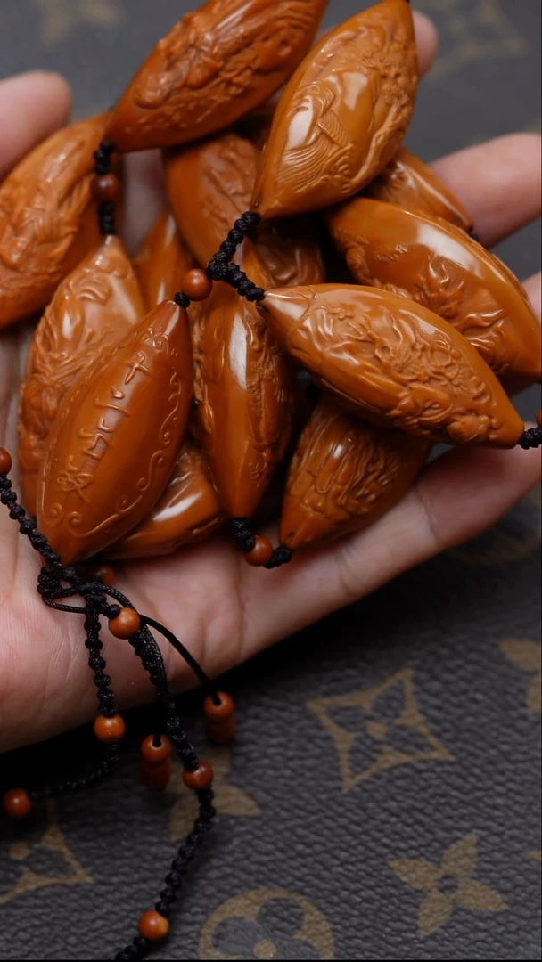 吊坠橄榄核/ 橄榄核