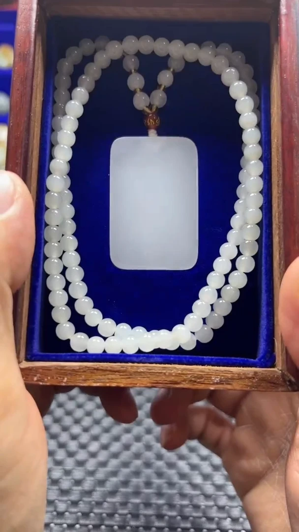 吊坠(不含链)未镶嵌和田玉高**潘吊坠