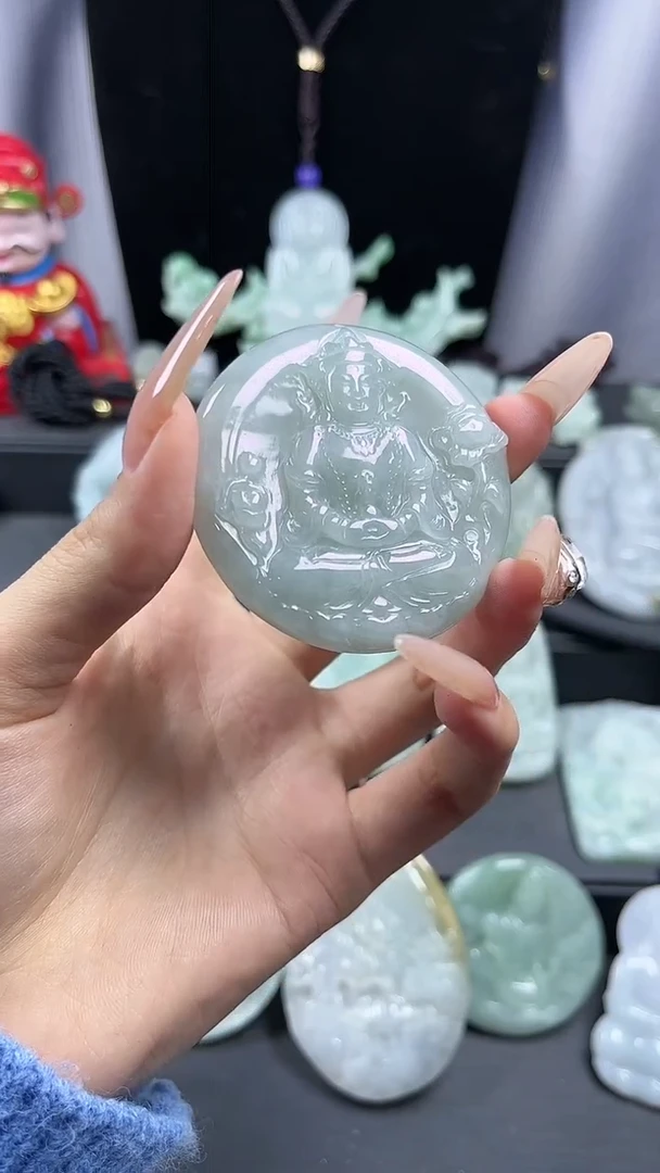 【闪购商品】翡翠颈饰未镶嵌度母