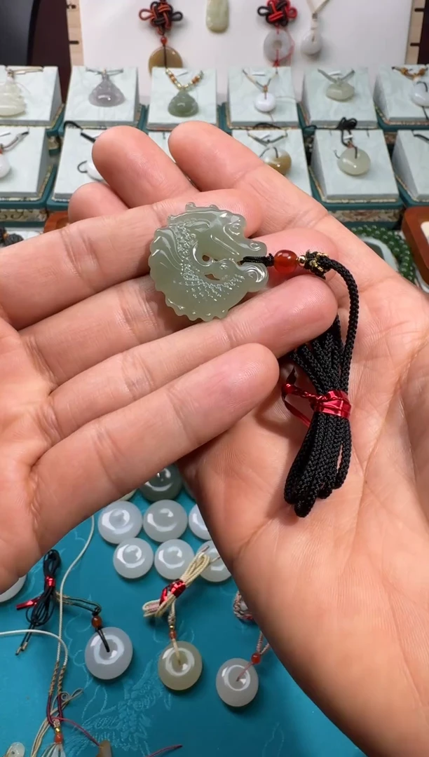 【闪购商品】和田玉颈饰未镶嵌30鱼化龙