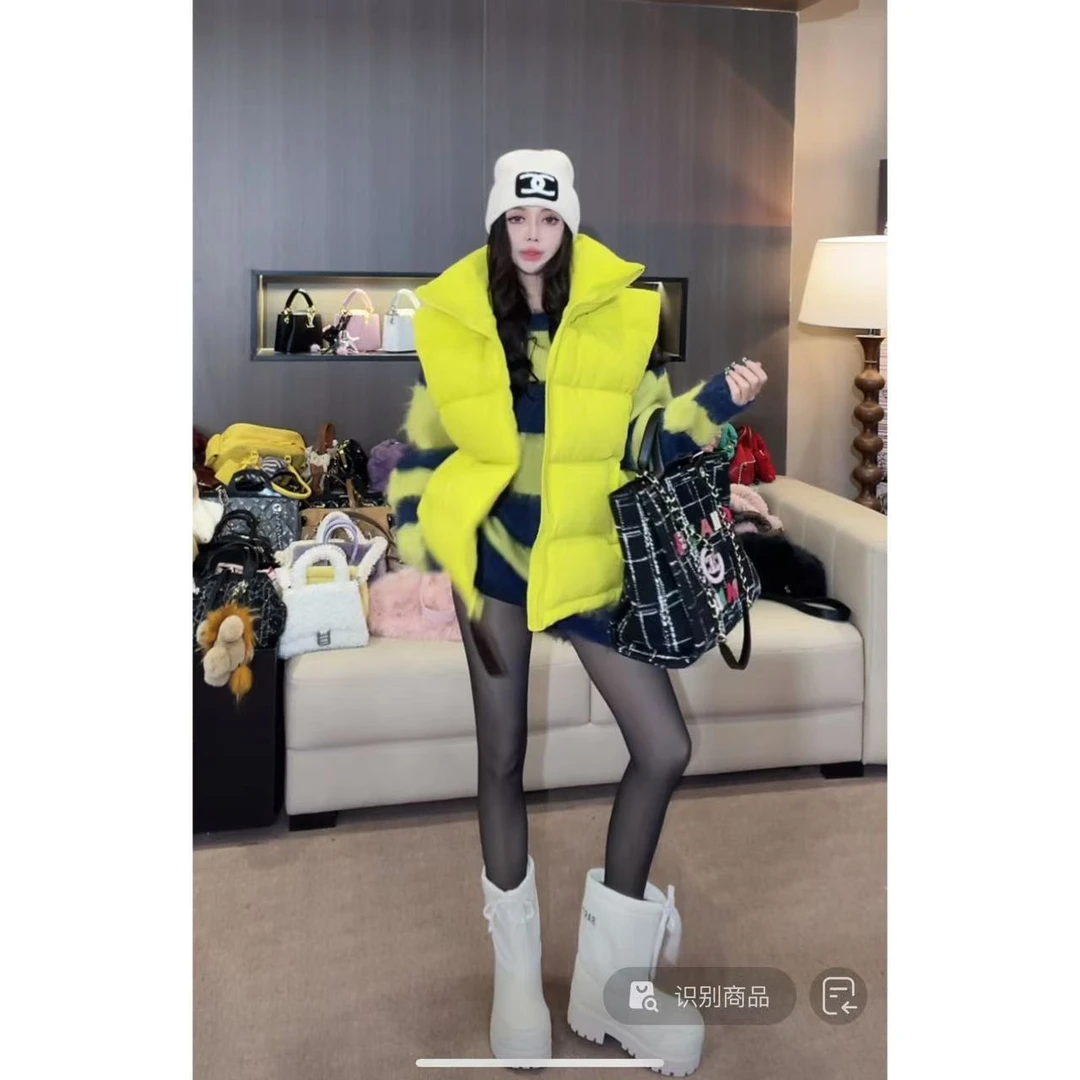 DACPAN-“时尚标配”立领夹棉马甲外套  2024/盼•PP 24102404