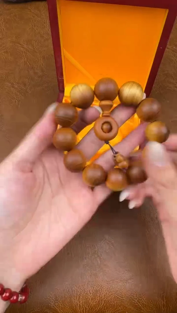 墨韵阁文玩崖柏链接-@@SP383