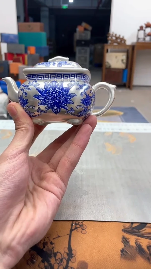 【闪购商品】瓷片@@@@@@@@@@@缠枝莲四方银壶
