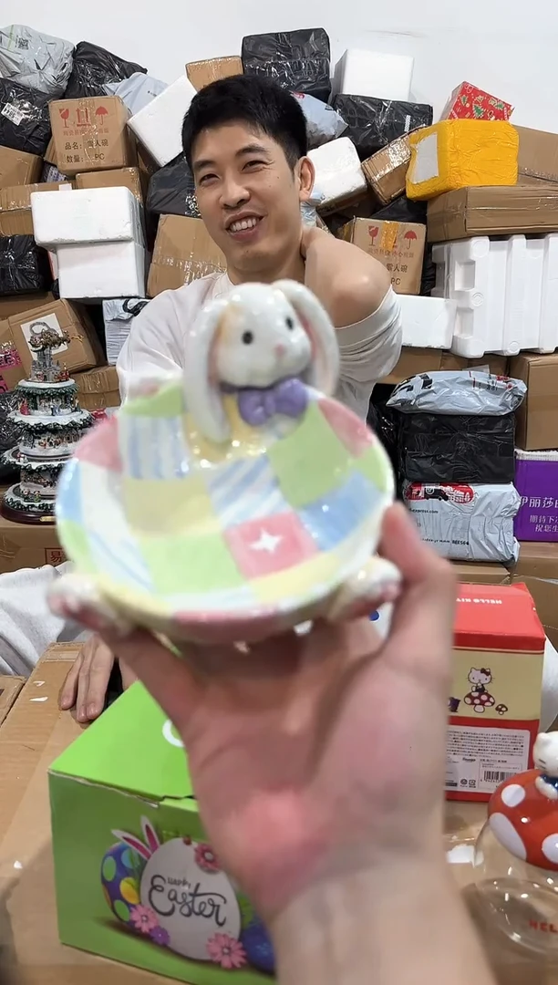 瓷片绿色原盒兔子碗