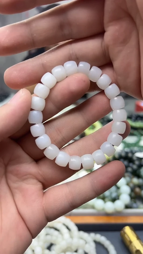 手串未镶嵌和田玉新疆且末白玉10