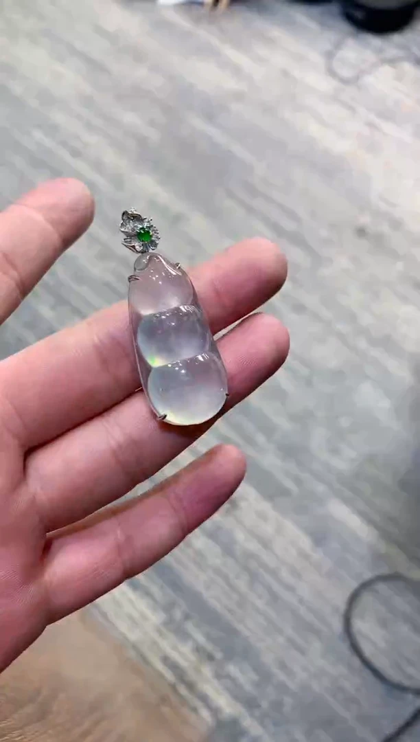 颈饰未镶嵌翡翠天然A货翡翠