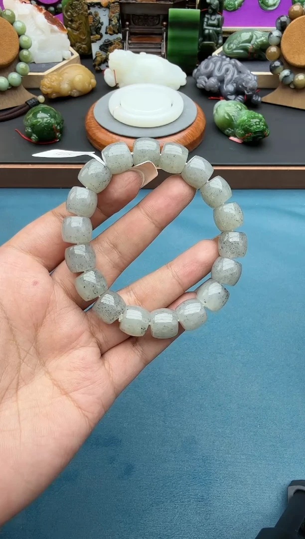 未镶嵌手串和田玉qh12