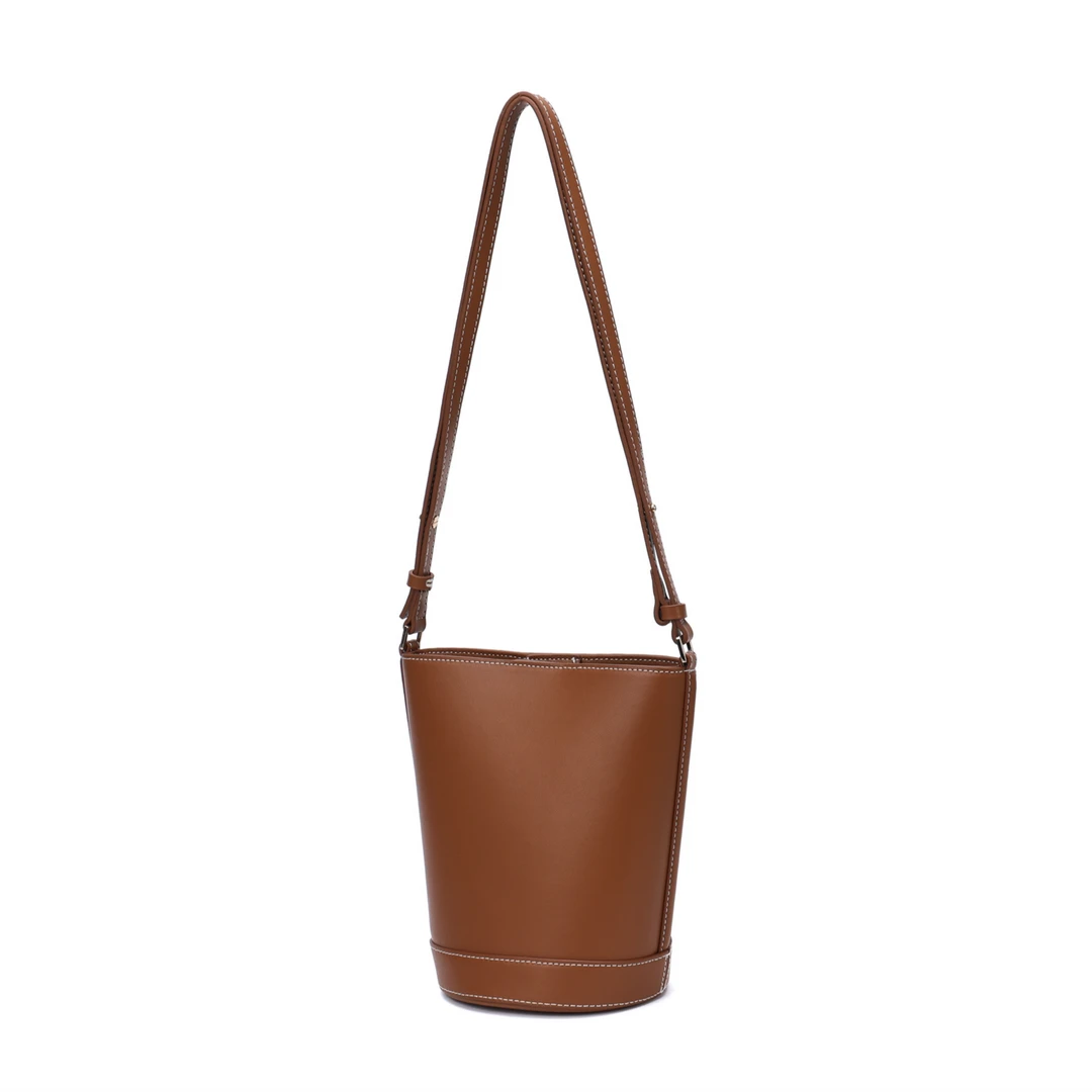 轻奢时尚百搭女士牛皮单肩包