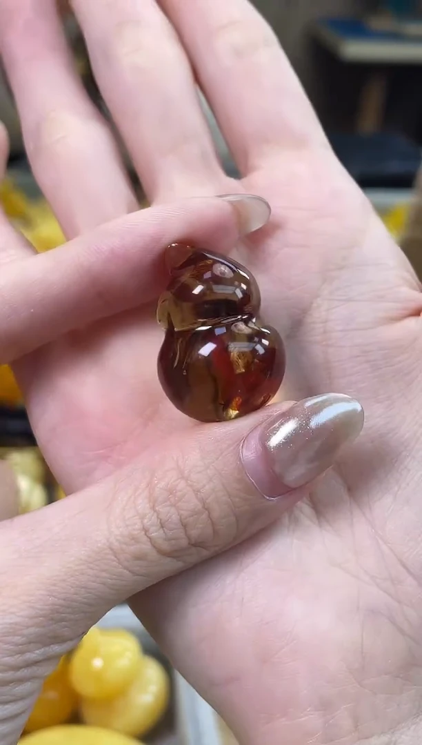 裸石琥珀未镶嵌J1