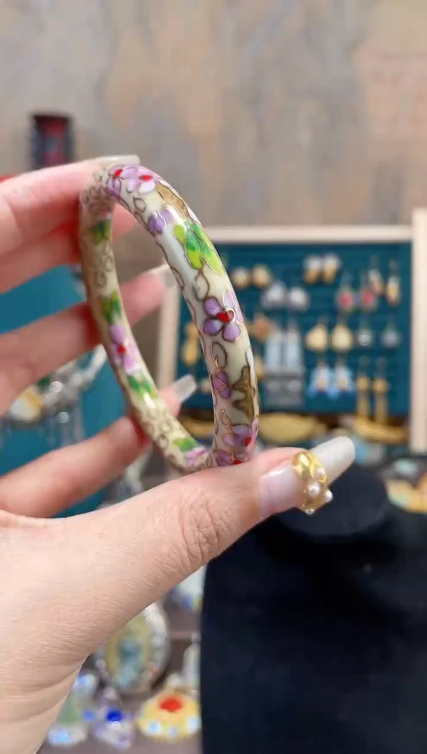 非遗景泰蓝细棍镯米色