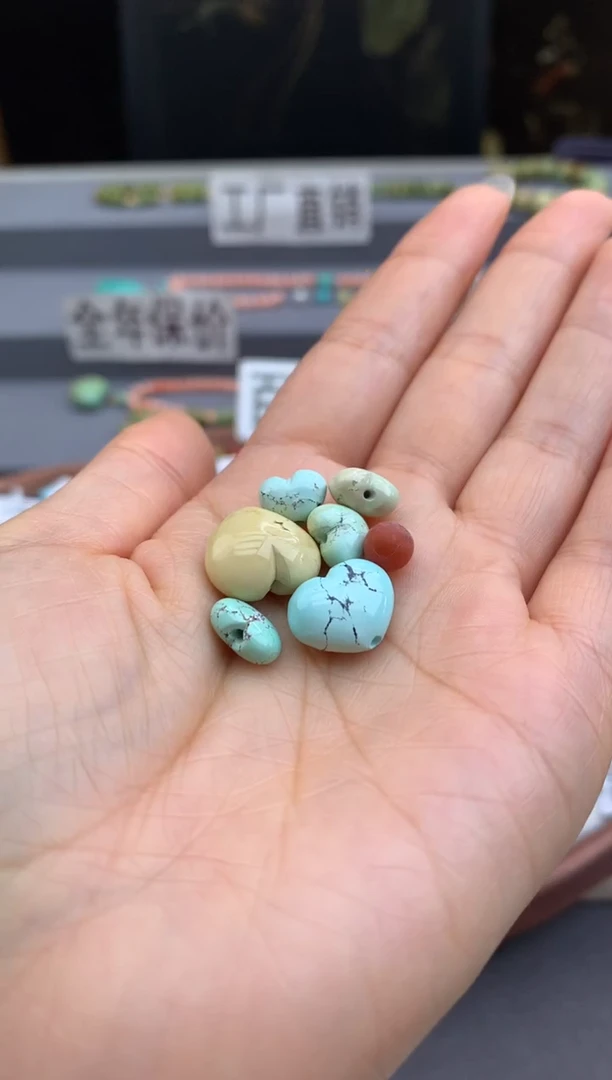 未镶嵌爱心一手南红玛瑙茜.n29