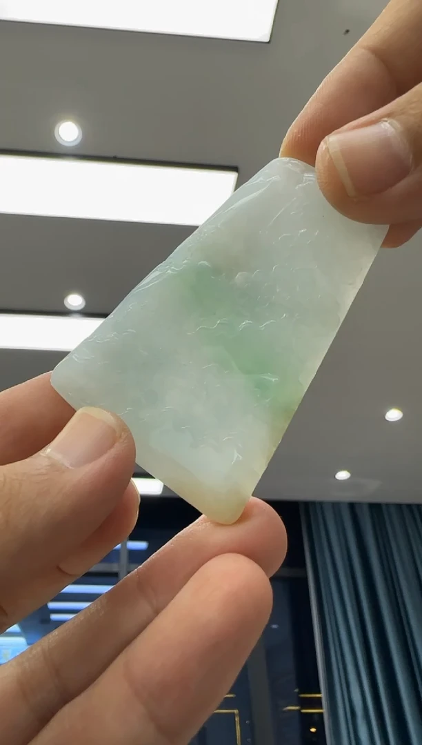 颈饰未镶嵌翡翠天然翡翠A货孤品一件