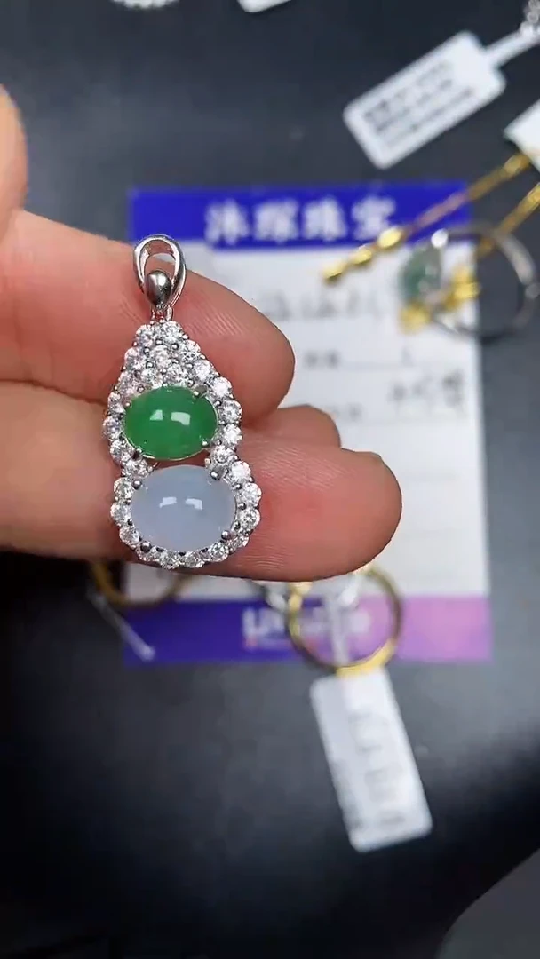 银S925镶嵌戒指翡翠2600