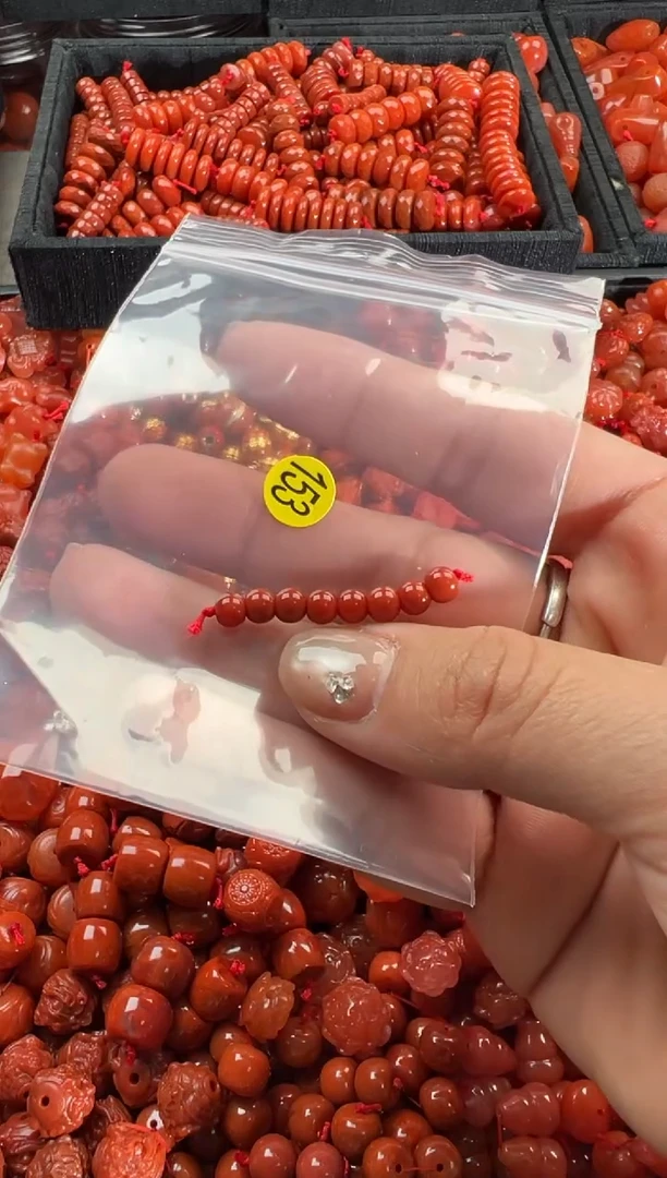 【闪购商品】南红玛瑙颈饰未镶嵌41