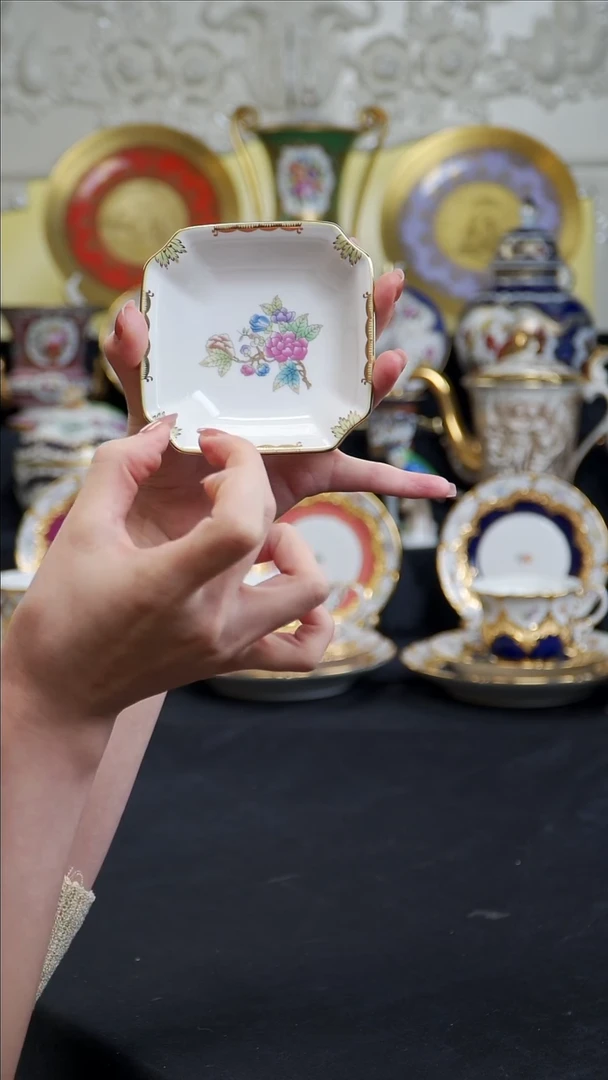 骨瓷婷婷中古器物如图所示4
