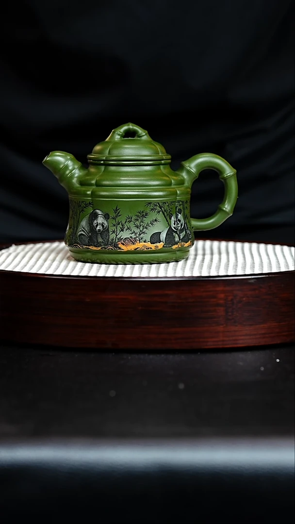 茶壶紫砂宜兴紫砂 绿泥 熊猫 范传梅