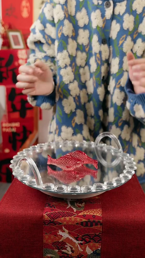 【闪购商品】琉璃红色大鲤鱼摆件一对