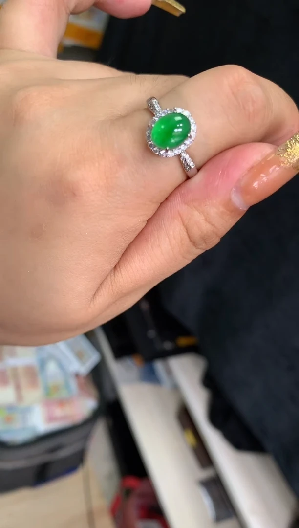 定制翡翠未镶嵌18定制翡翠-多样性发货（发其一）