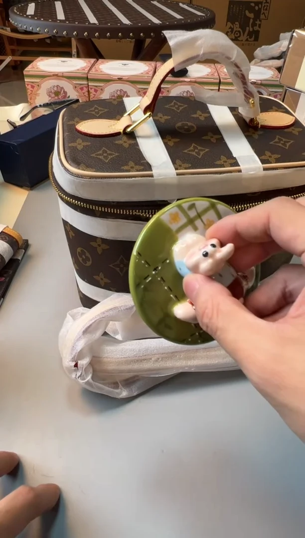瓷片全场正品，七天无理由