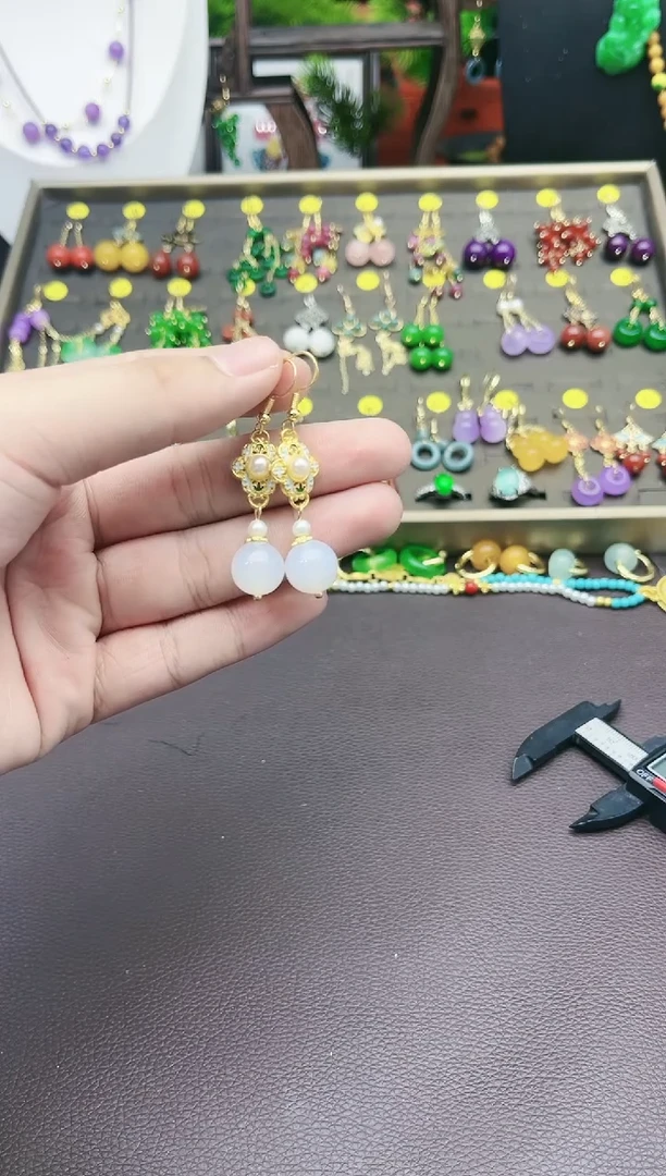 【闪购商品】玛瑙/玉髓耳钉银S925镶嵌325000